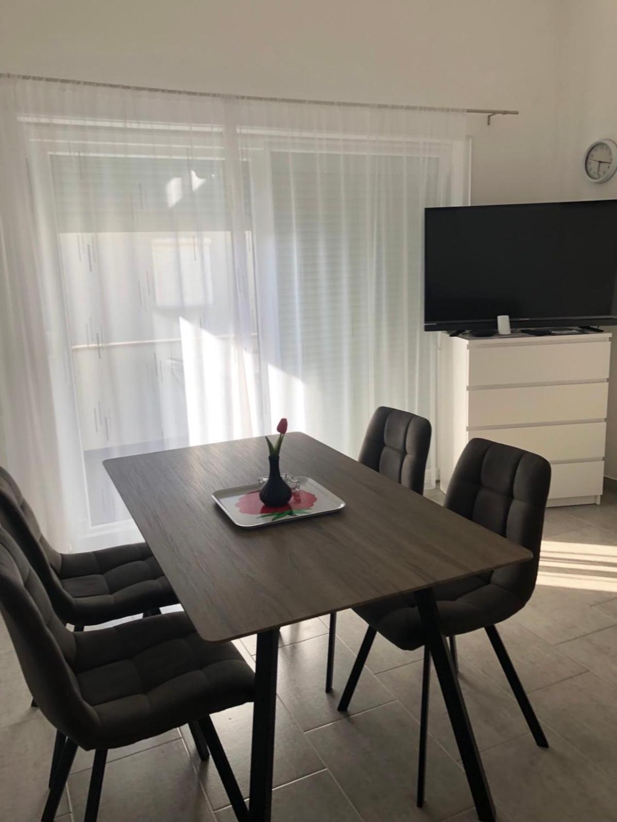Apartmani Gavran Пировац Экстерьер фото